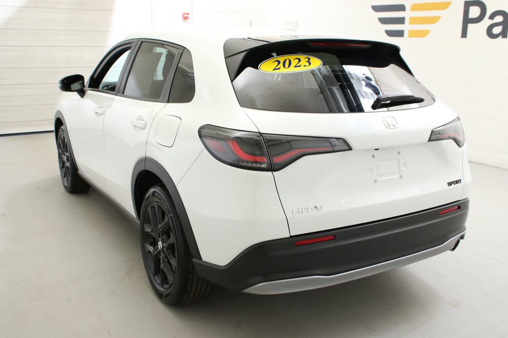 Used 2023 Honda HR-V Sport image 6
