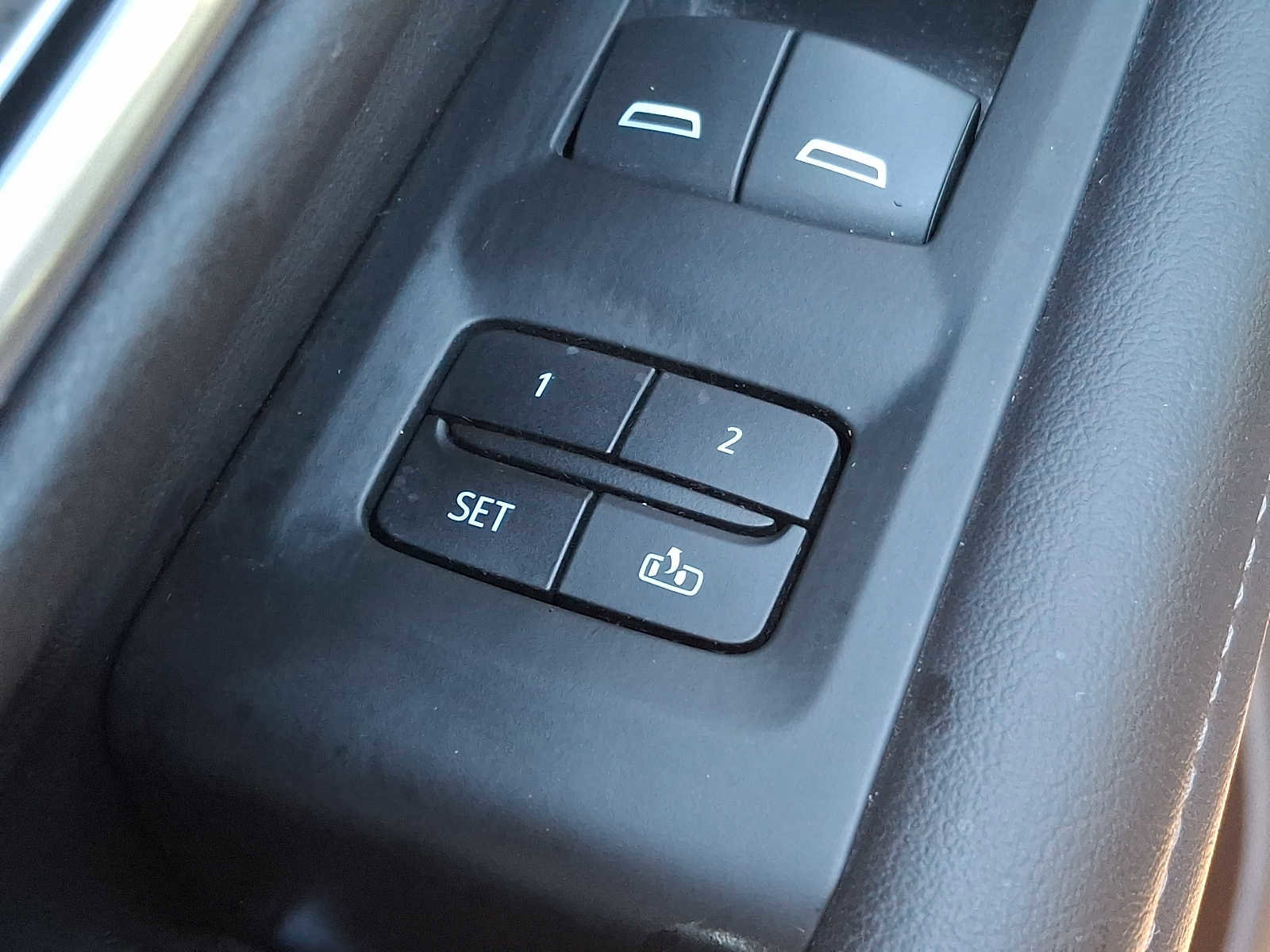 Used 2021 Chevrolet Tahoe LT image 26