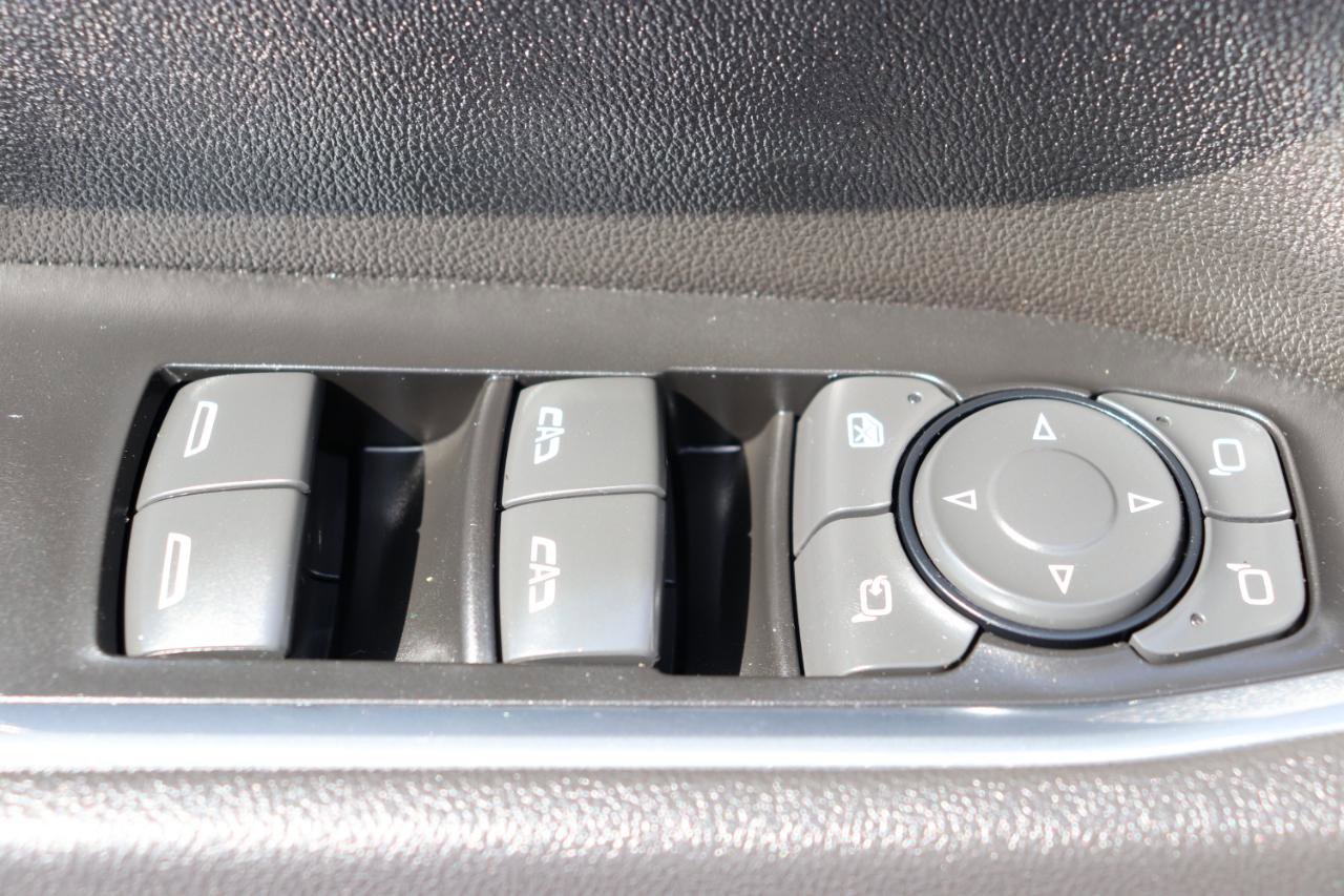 Used 2025 GMC Sierra 1500 SLT AWD/4WD image 45