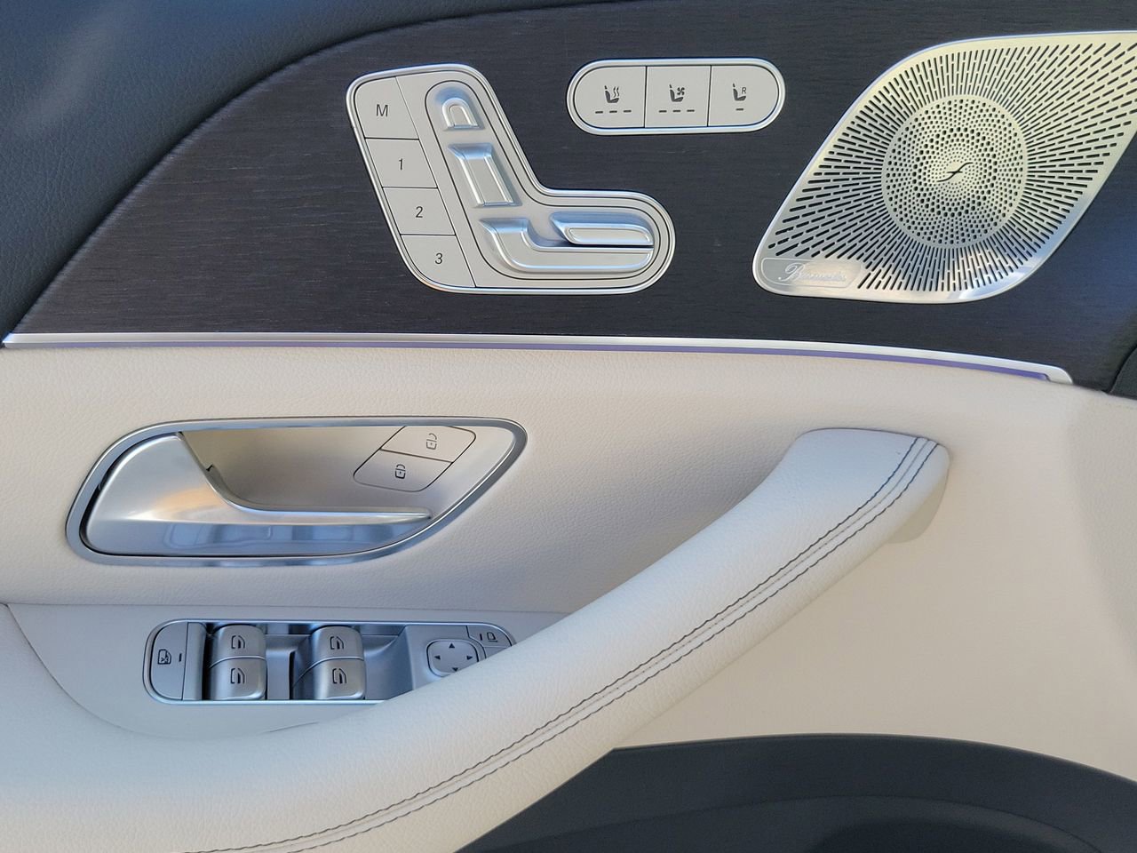 New 2026 Mercedes-Benz GLE 450 4MATIC image 19