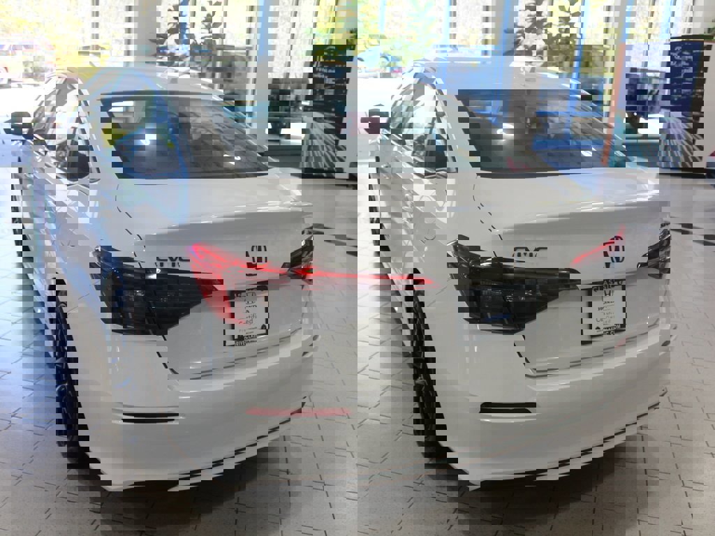 Used 2023 Honda Civic Sport image 7