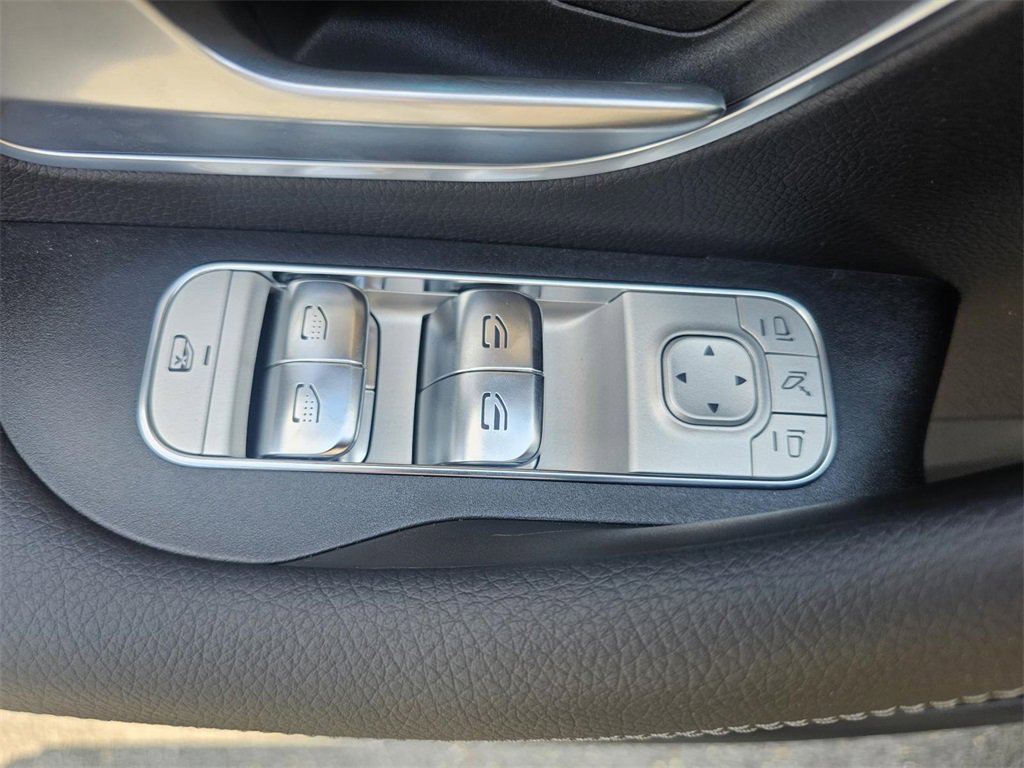 New 2026 Mercedes-Benz GLS 450 4MATIC image 12