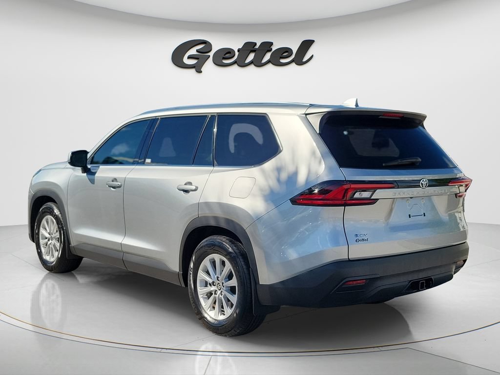 Used 2026 Toyota Grand Highlander XLE FWD image 7