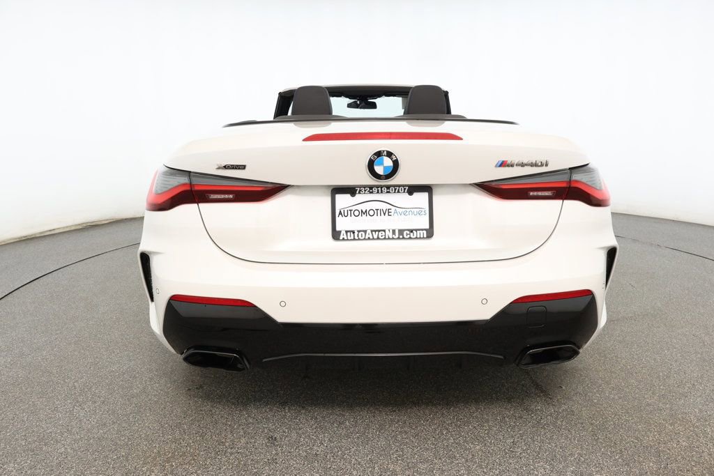 Used 2024 BMW 440i xDrive M440i xDrive Convertible with image 5