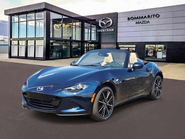 New 2026 MAZDA MX-5 Miata Grand Touring RWD image 2