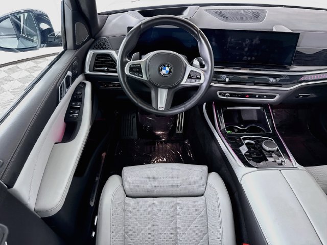 Used 2026 BMW X7 xDrive40i AWD/4WD image 24