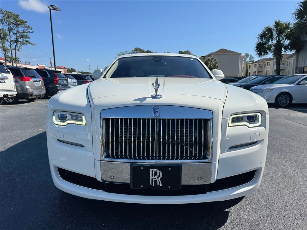 Used 2017 Rolls-Royce Ghost image 3