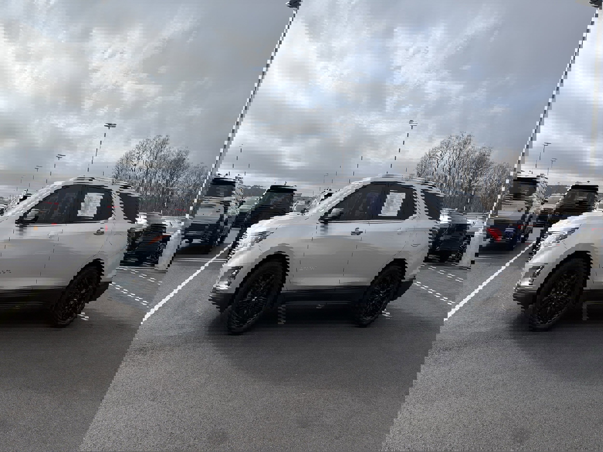 Used 2021 Chevrolet Equinox LT image 4