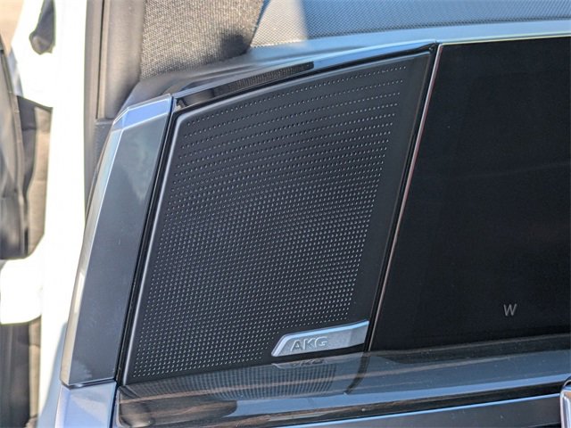 New 2026 Cadillac Escalade Luxury w/ Touring Package image 17