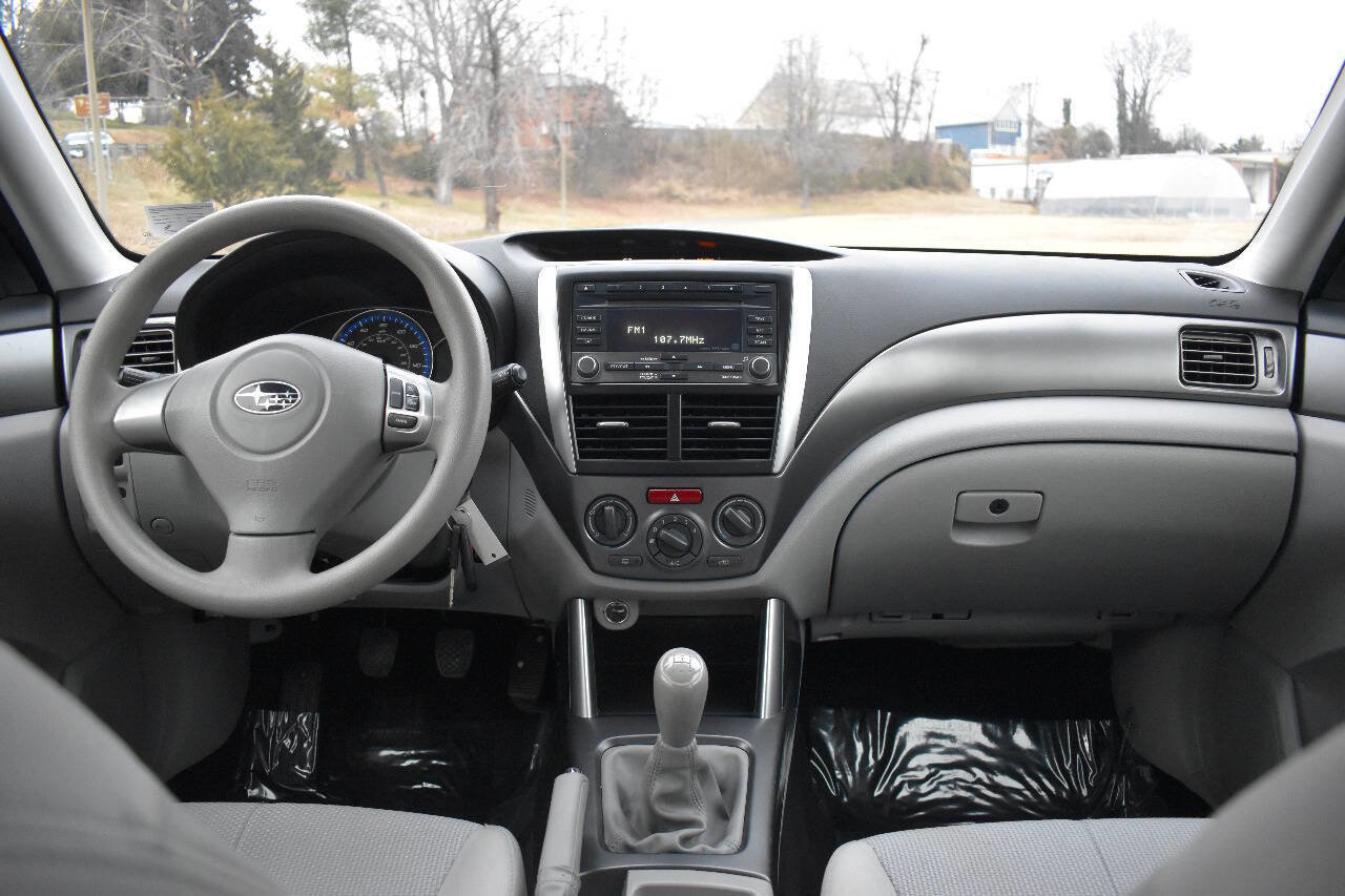Used 2012 Subaru Forester 2.5X w/ Alloy Wheel Pkg image 17