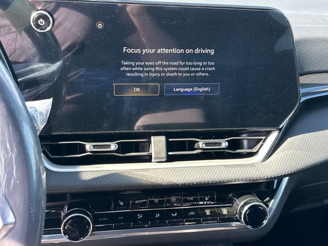 New 2026 Chevrolet Equinox LT w/ Convenience Package II AWD/4WD image 19