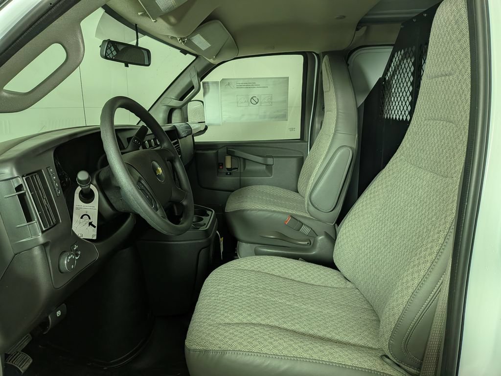 New 2026 Chevrolet Express 2500 w/ Driver Convenience Package RWD image 10
