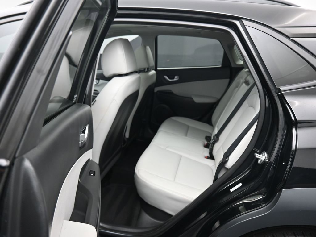 Used 2023 Hyundai Kona Limited w/ Cargo Package FWD image 35