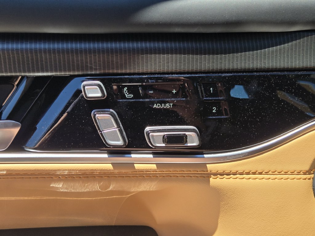 New 2026 Jeep Grand Wagoneer L Summit AWD/4WD image 10