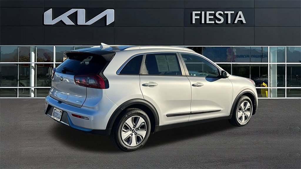 Used 2019 Kia Niro EX image 4