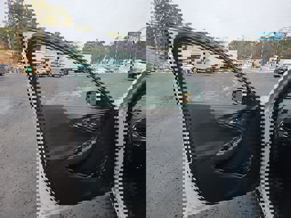 Used 2024 Chevrolet Malibu LT image 15