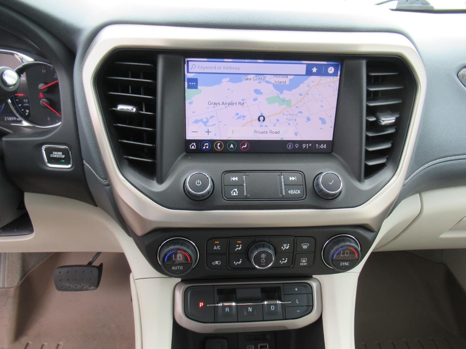 Used 2023 GMC Acadia Denali w/ Denali Ultimate Package FWD image 27