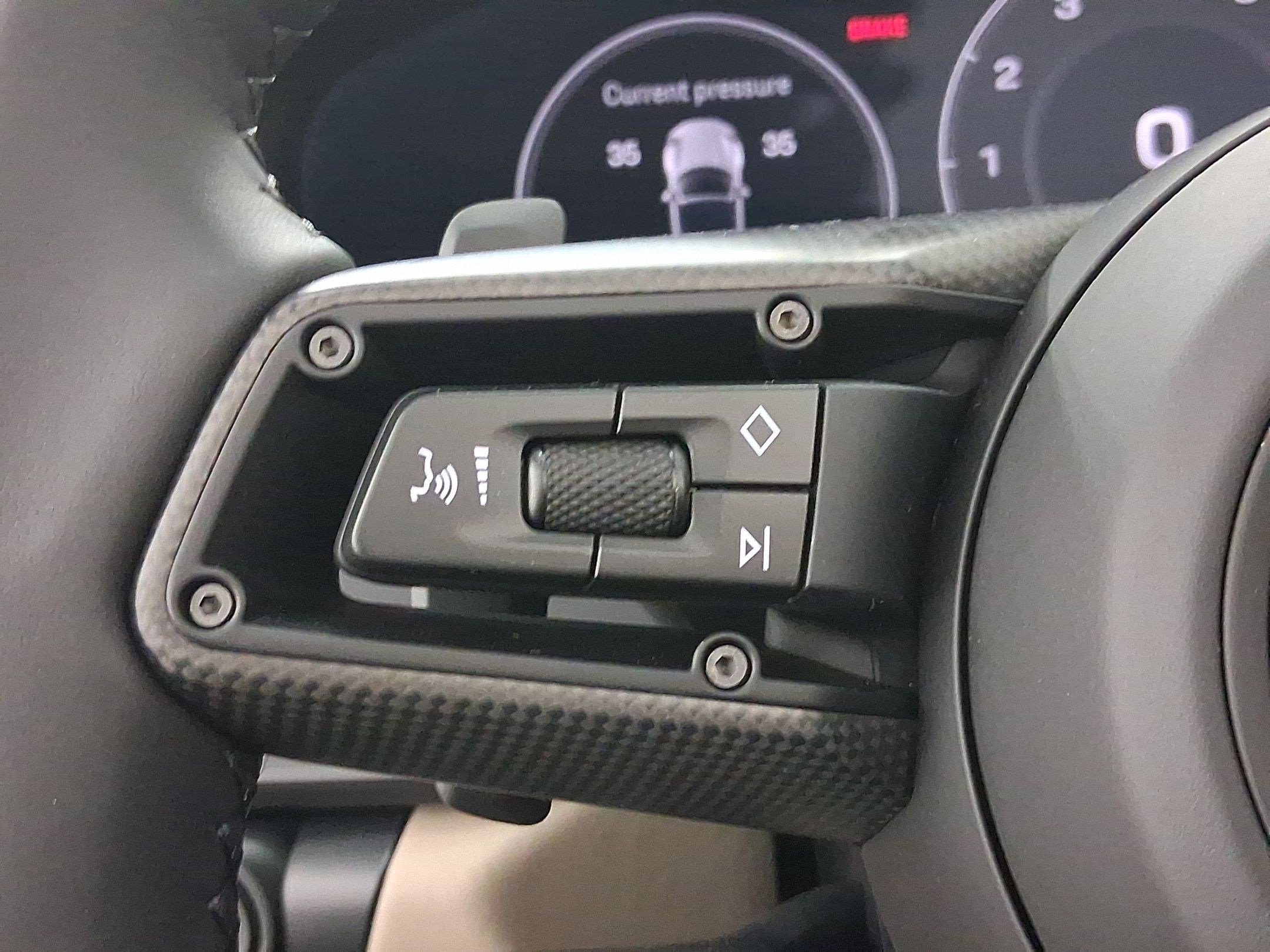 New 2026 Porsche 911 Carrera 4S image 12