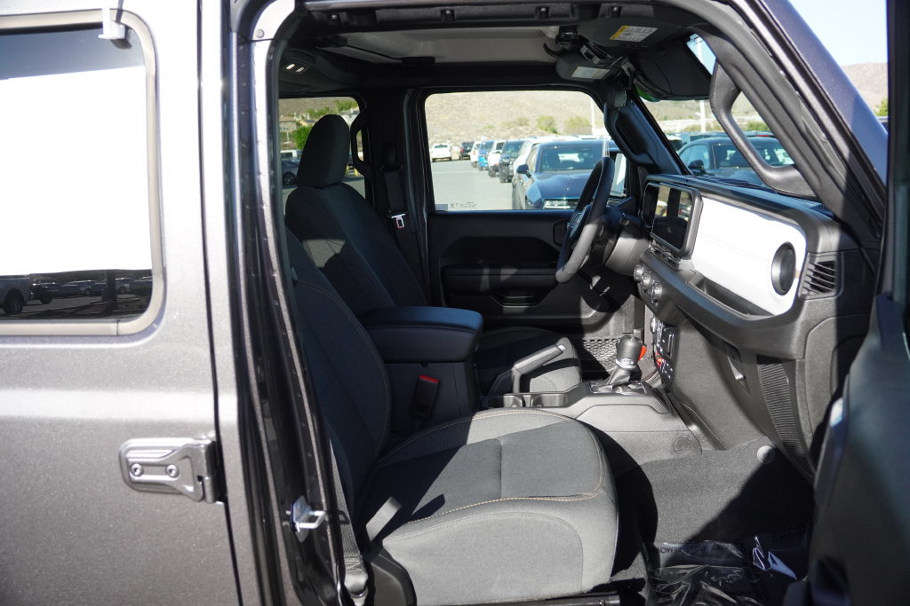 Used 2026 Jeep Wrangler Unlimited Sport AWD/4WD image 35