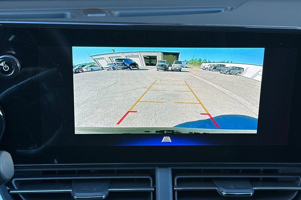 New 2026 Chevrolet Trax RS w/ Sunroof Package FWD image 20