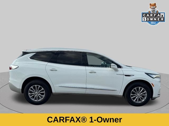 Used 2023 Buick Enclave Essence AWD/4WD image 2