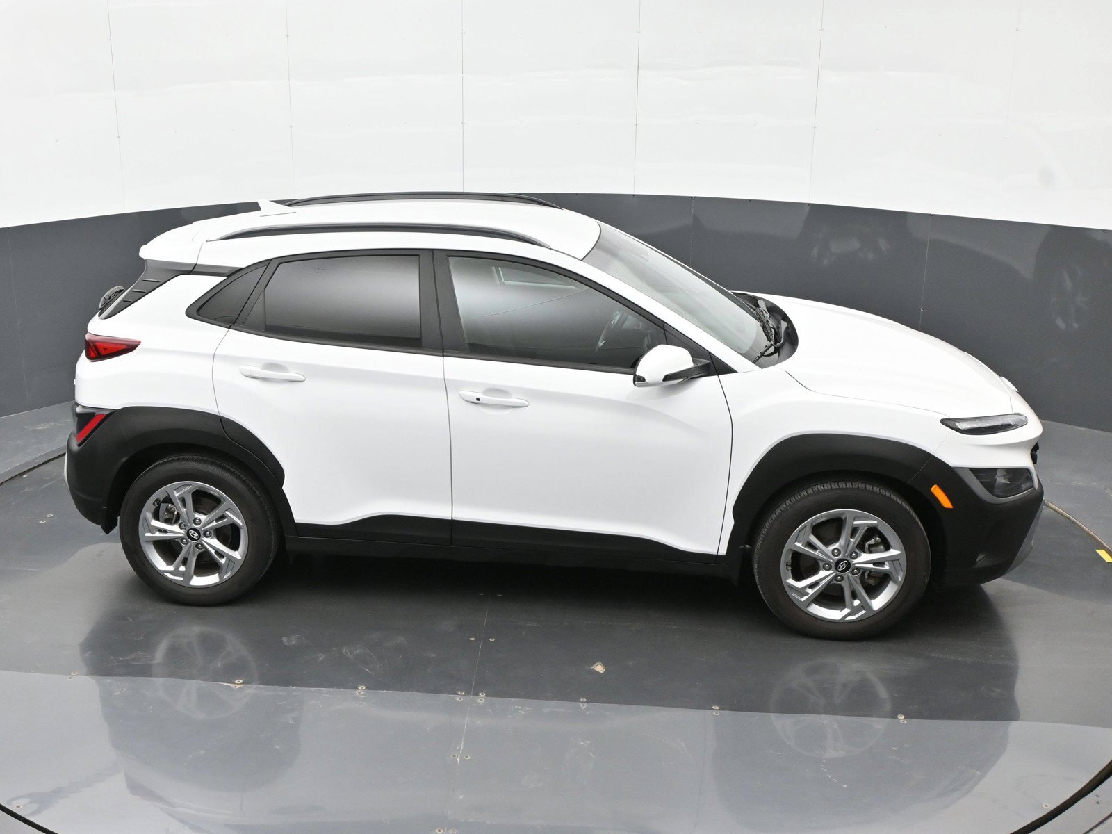 Certified 2023 Hyundai Kona SEL w/ Cargo Package AWD/4WD image 33