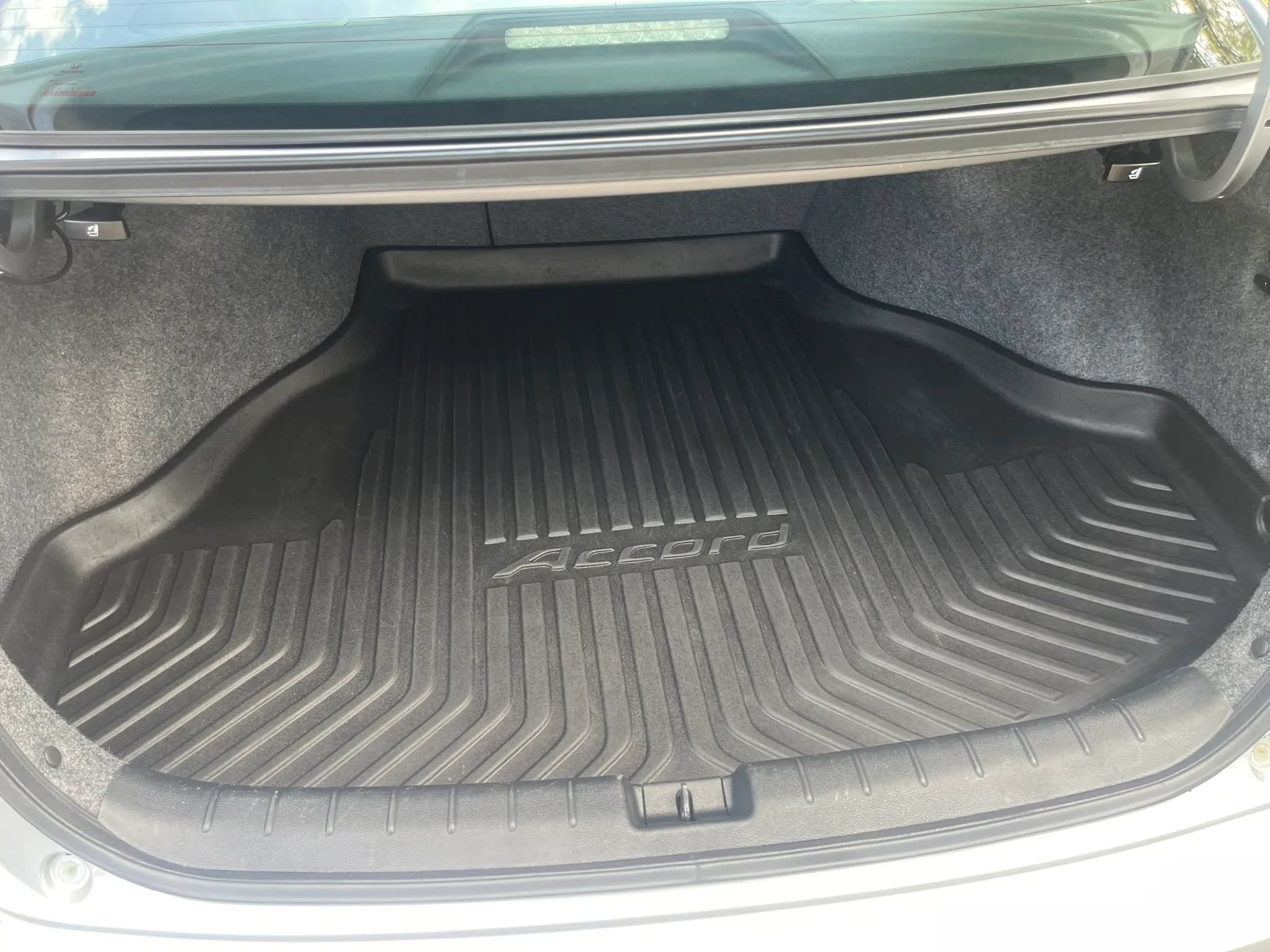 Used 2017 Honda Accord EX image 15