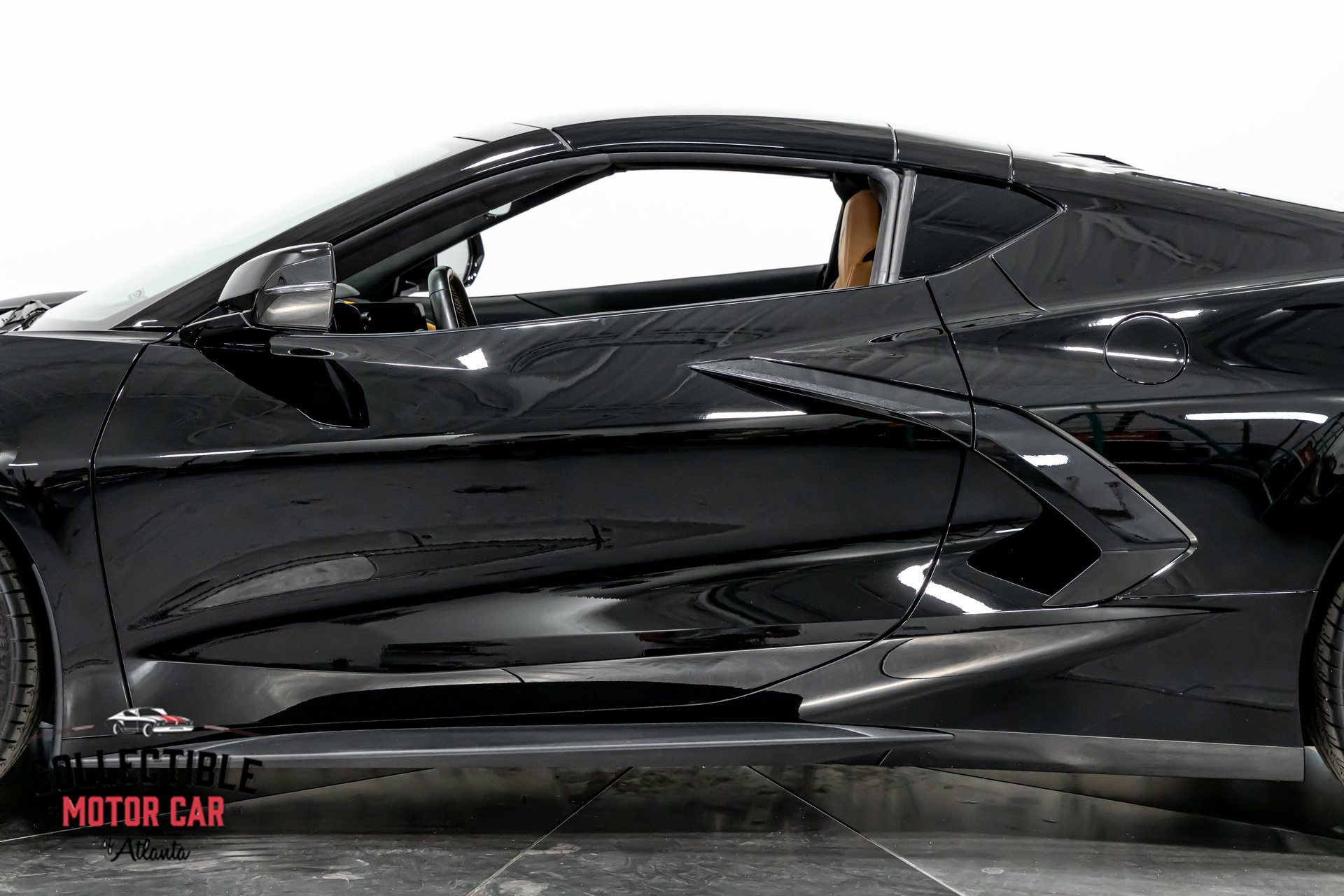 Used 2022 Chevrolet Corvette Stingray Premium Cpe w/ Body-Color Dual Roof Package RWD image 38