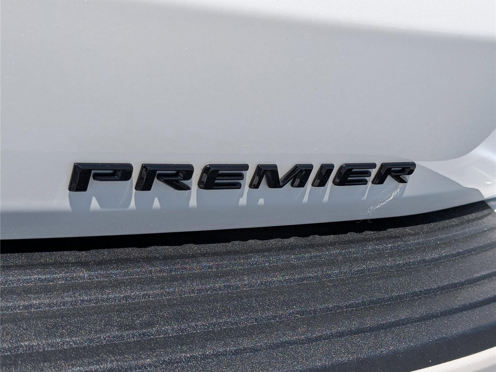 Used 2024 Chevrolet Tahoe Premier w/ Advanced Technology Package AWD/4WD image 10