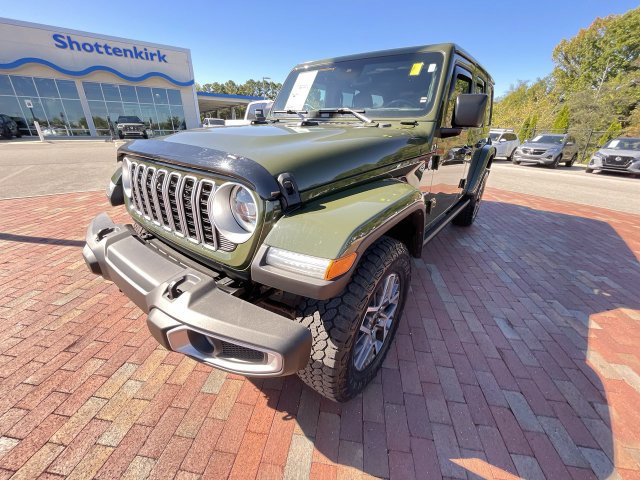 Used 2024 Jeep Wrangler Unlimited Sahara w/ Technology Group AWD/4WD image 24
