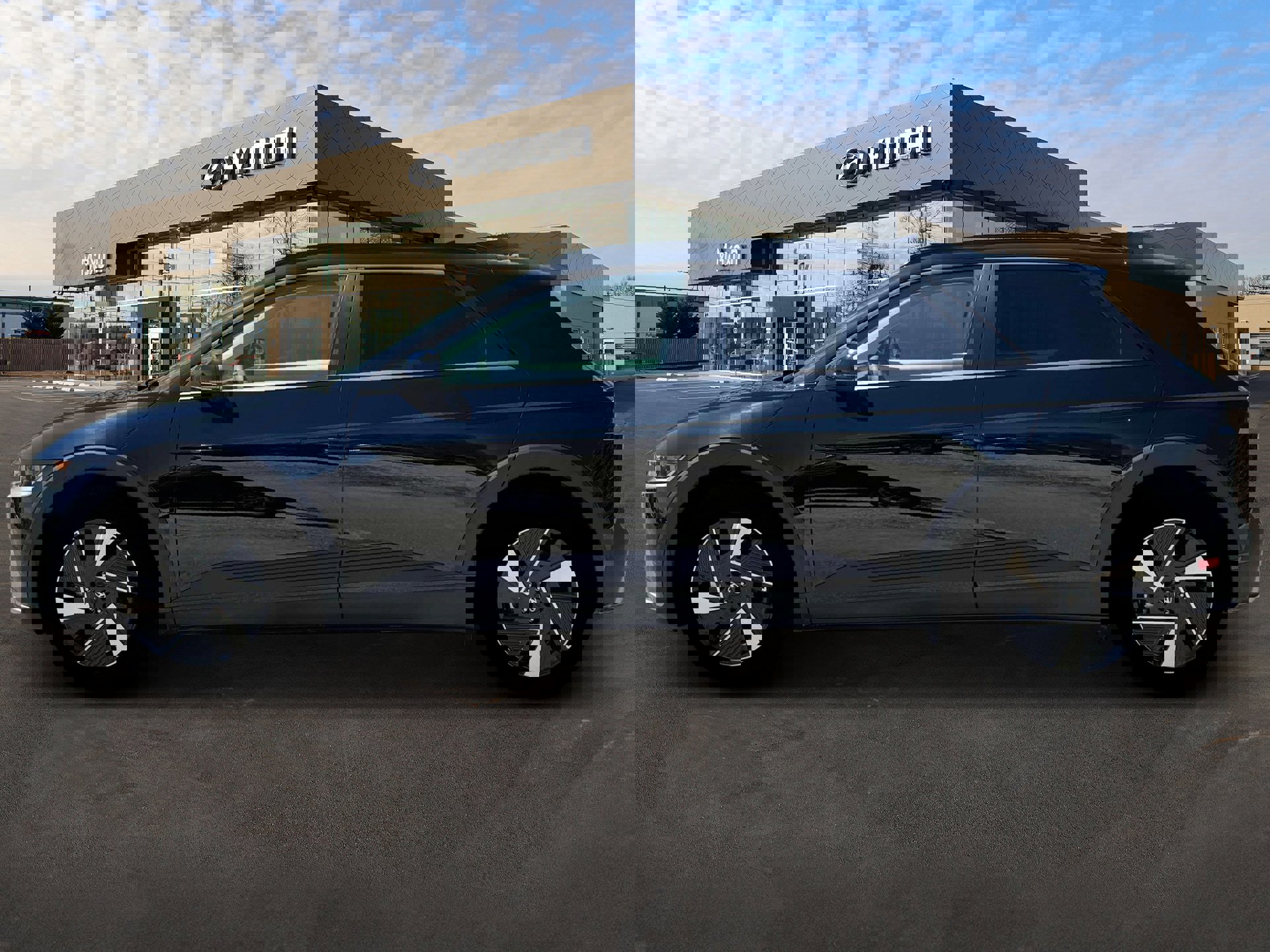 New 2026 Hyundai Ioniq 5 SEL image 3