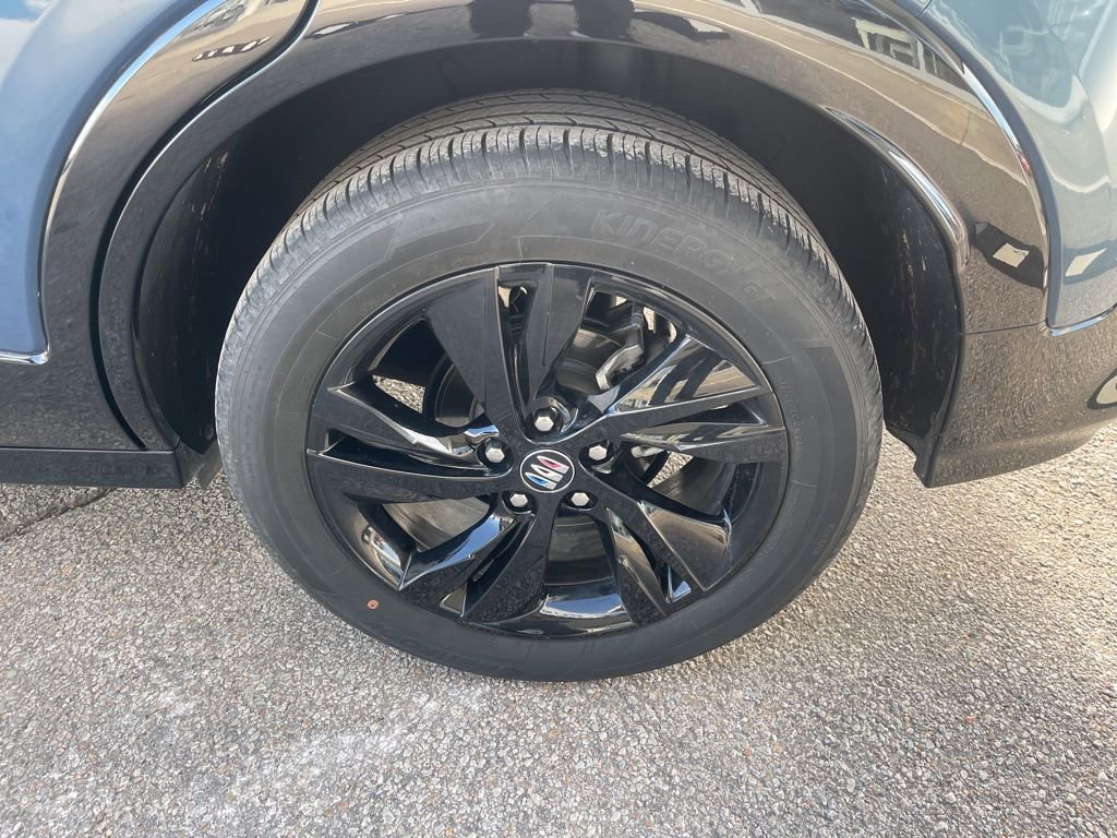 Certified 2024 Buick Encore GX Sport Touring image 12