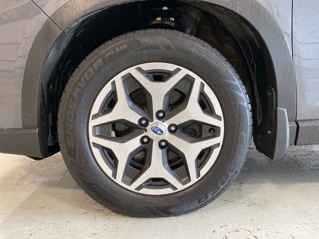 Used 2021 Subaru Forester Premium image 5