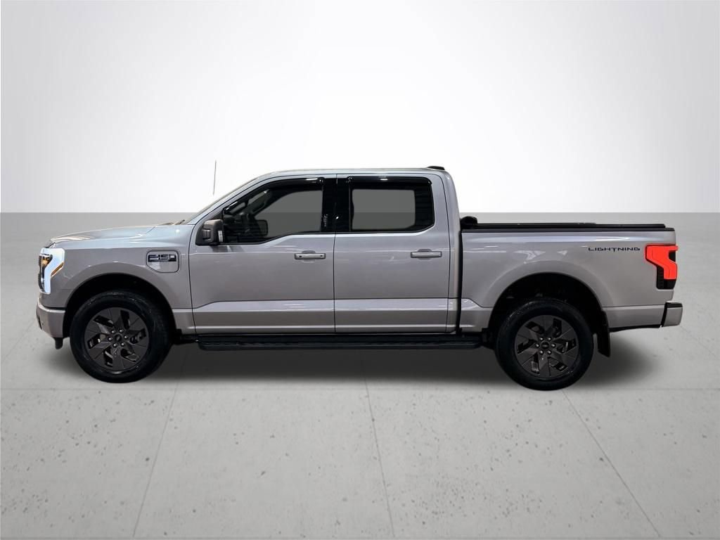 Used 2024 Ford F150 Lightning Flash image 13