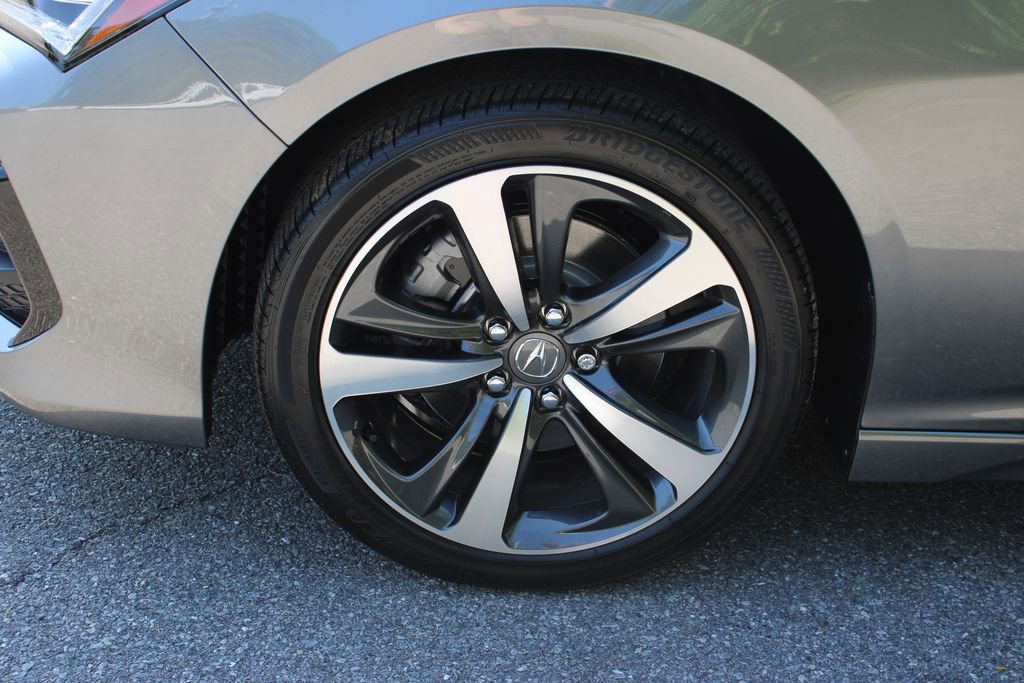 New 2025 Acura TLX w/ Technology Package image 32