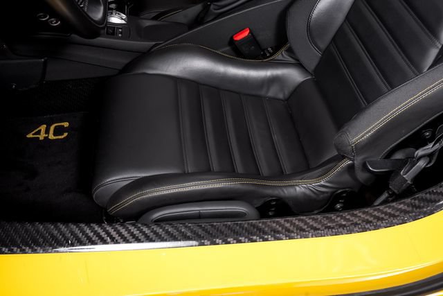 Used 2016 Alfa Romeo 4C Spider w/ Spider Track Package 4 RWD image 18