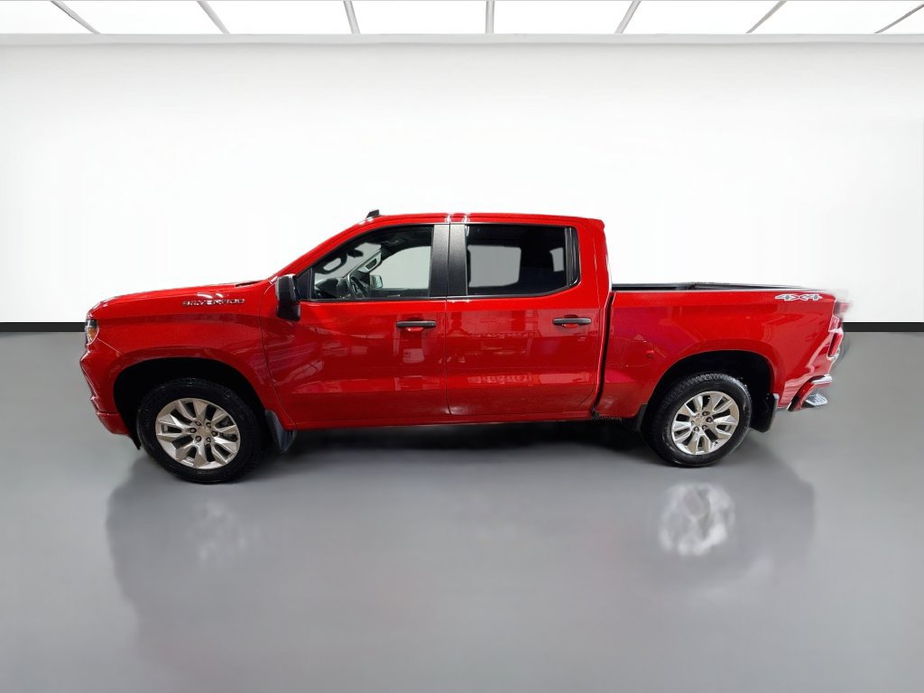 Used 2024 Chevrolet Silverado 1500 Custom w/ LPO, Dark Essentials Package AWD/4WD image 8