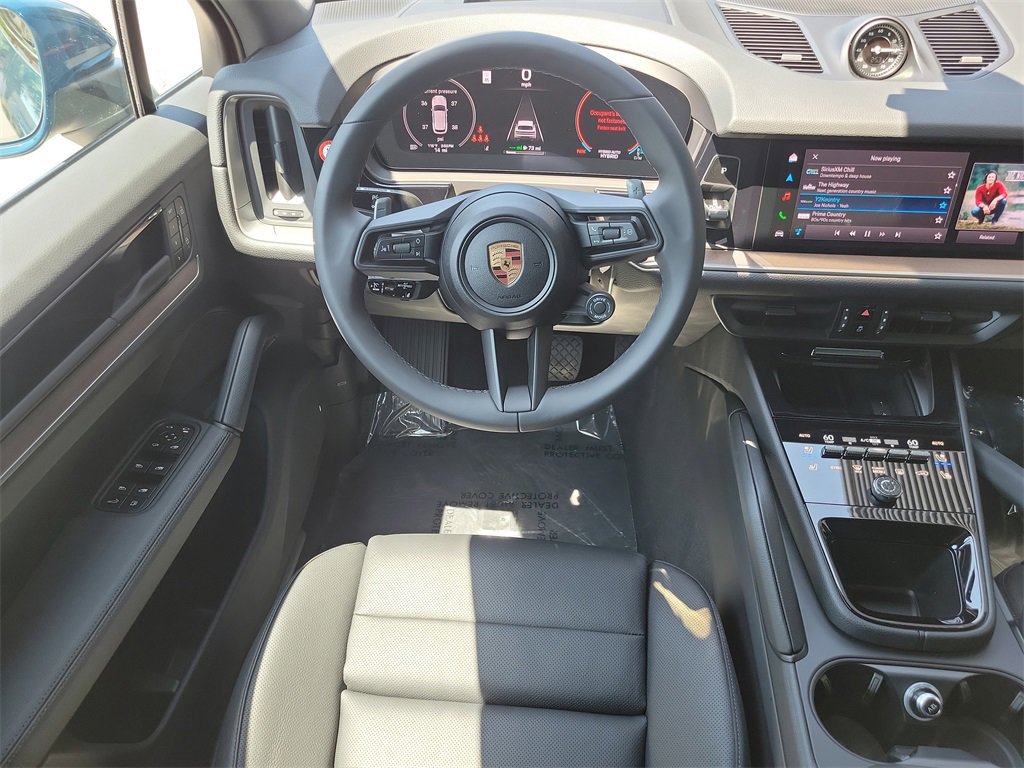 New 2025 Porsche Cayenne E-Hybrid image 22