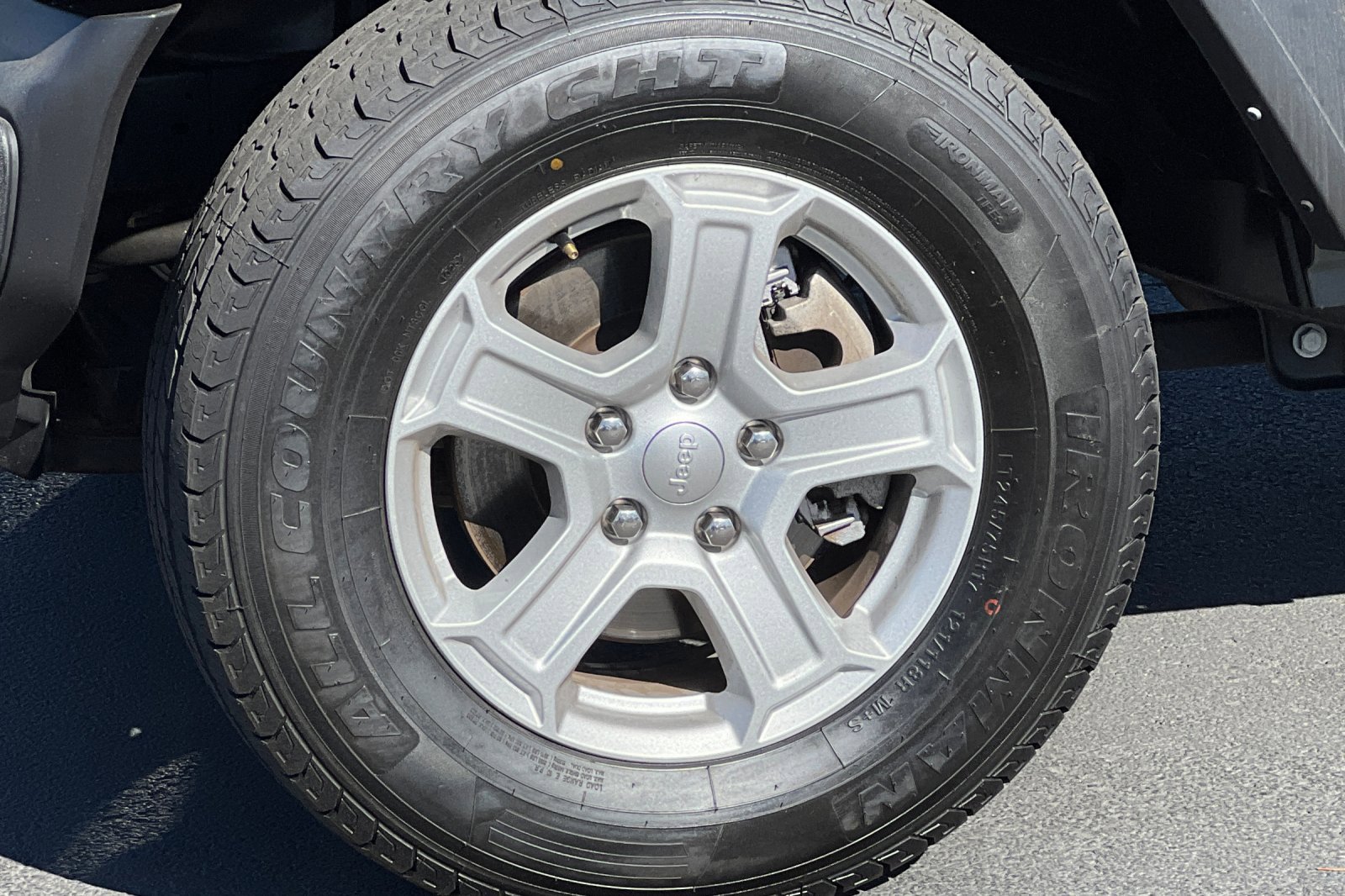 Used 2022 Jeep Wrangler Unlimited Sport image 25