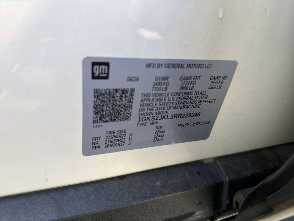 Used 2024 GMC Yukon XL Denali AWD/4WD image 24