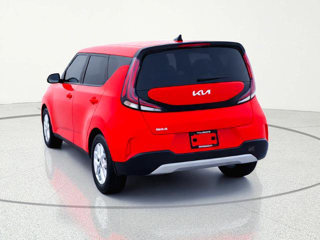 Certified 2023 Kia Soul LX w/ LX Technology Package FWD image 4