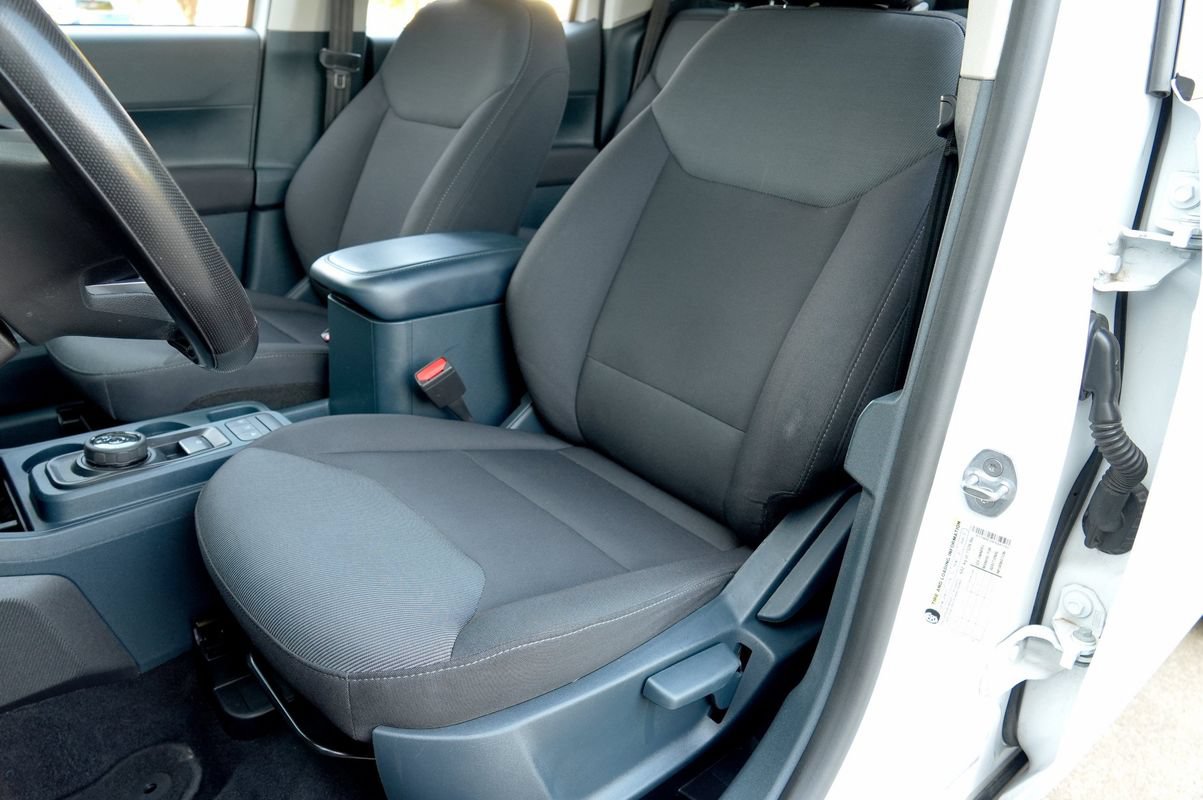 Used 2023 Ford Maverick XL FWD image 6