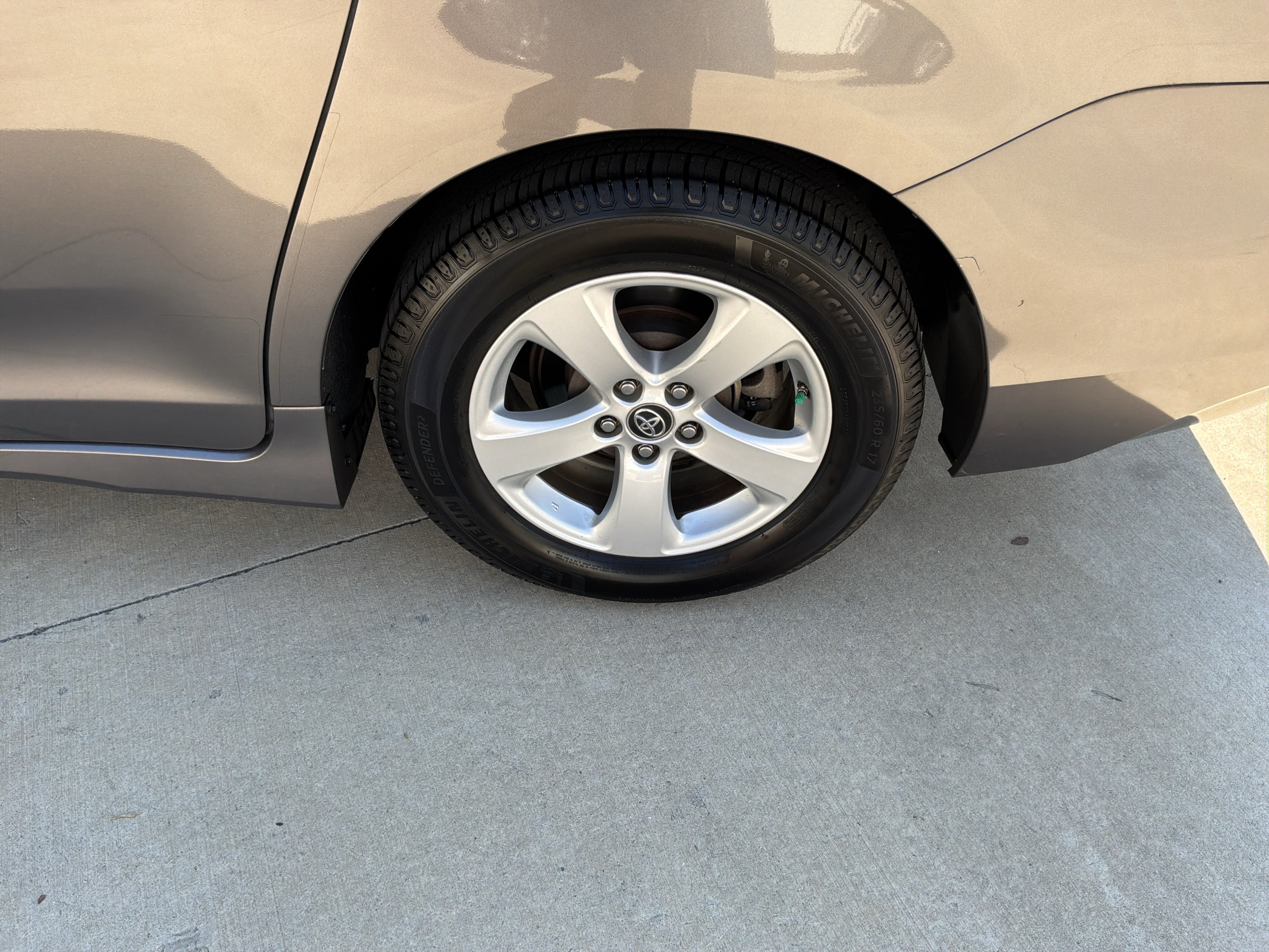 Used 2019 Toyota Sienna LE FWD image 13