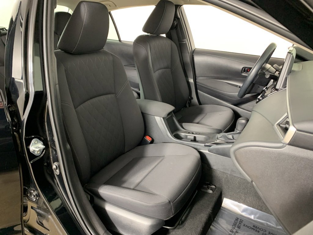 Used 2024 Toyota Corolla LE image 35
