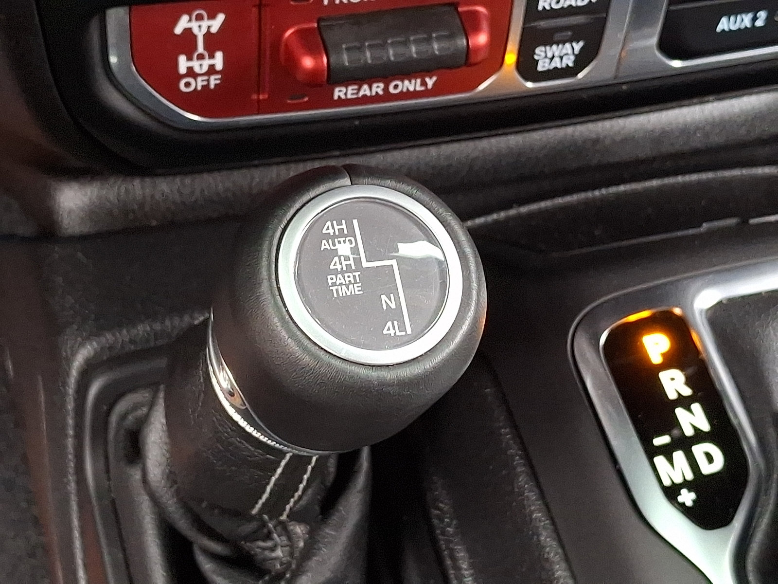 Used 2025 Jeep Wrangler Unlimited Rubicon 392 AWD/4WD image 31