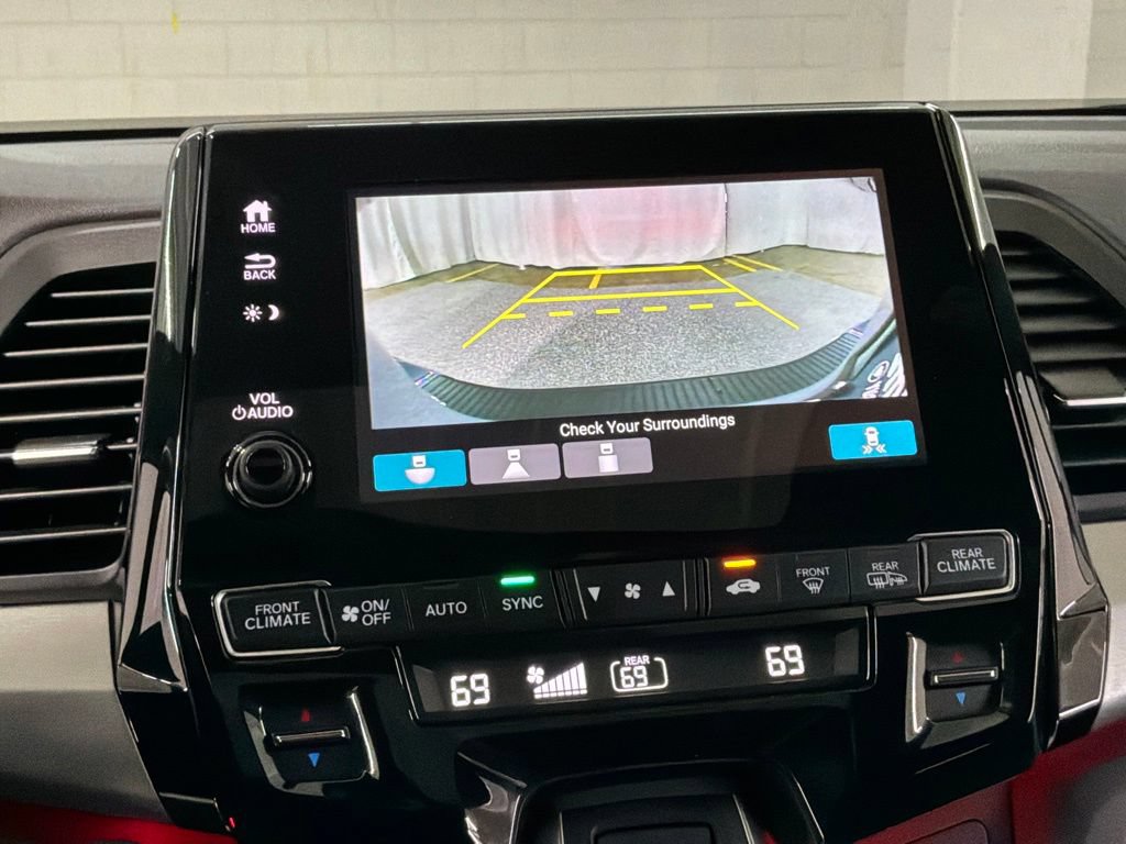 Certified 2023 Honda Odyssey Sport image 18