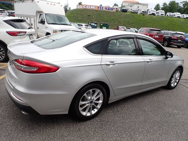 Used 2019 Ford Fusion SE FWD image 8