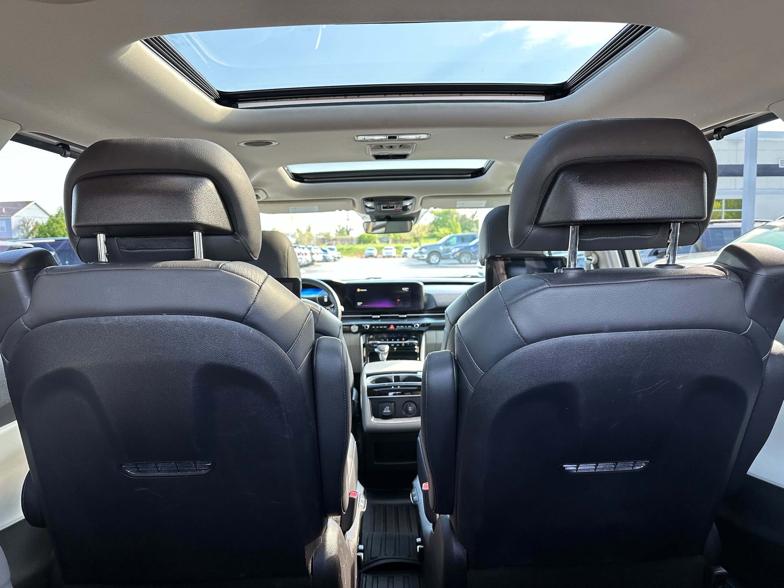Used 2022 Kia Carnival SX Prestige FWD image 11