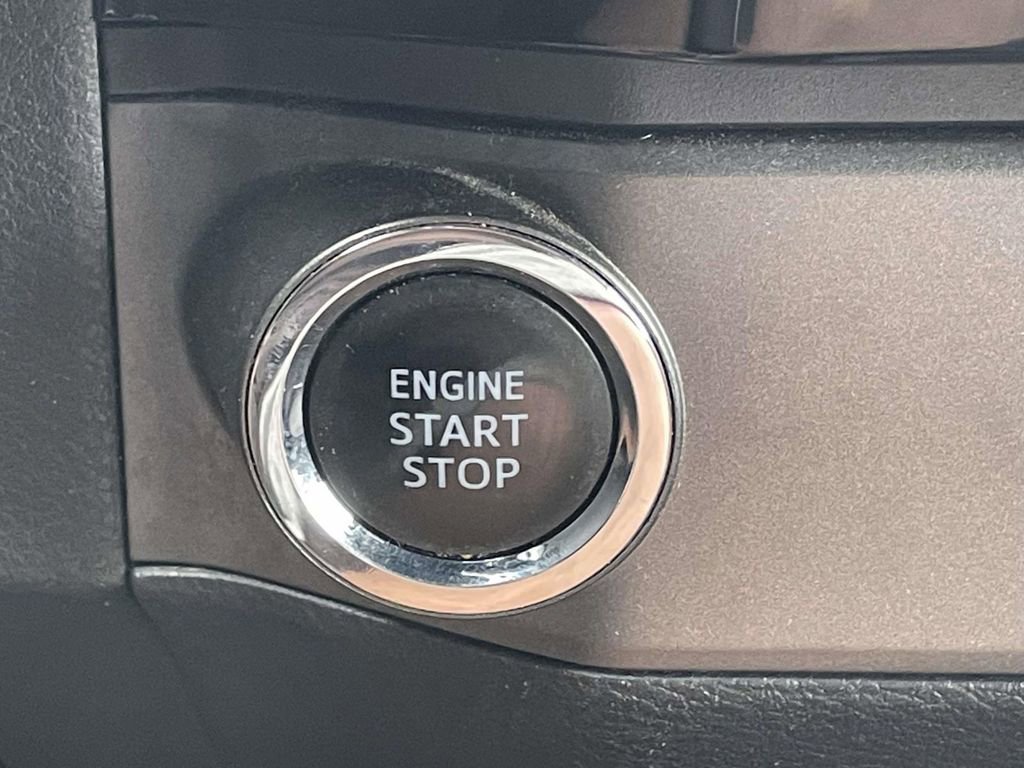 Used 2016 Toyota Tacoma TRD Sport image 34