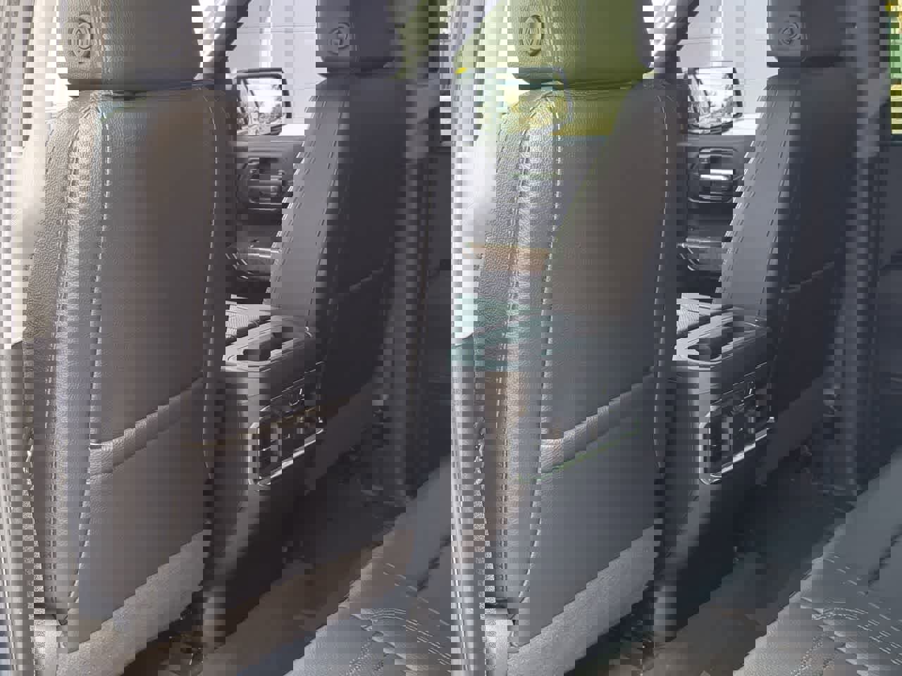 Used 2021 GMC Sierra 1500 Denali w/ Denali Ultimate Package image 19